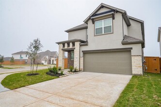 21207 Shr Blf Dr in Cypress, TX - Building Photo - Building Photo