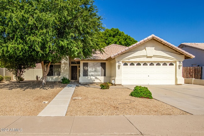 property at 831 N Swallow Ln