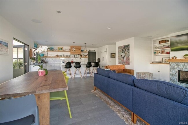 246 Orange St in Newport Beach, CA - Building Photo - Building Photo