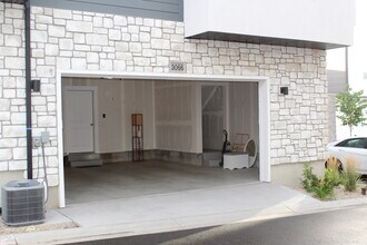 3066 N Indigo Lp in Layton, UT - Building Photo - Building Photo