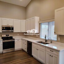 1739 N Sinova, Unit 401 in Mesa, AZ - Building Photo