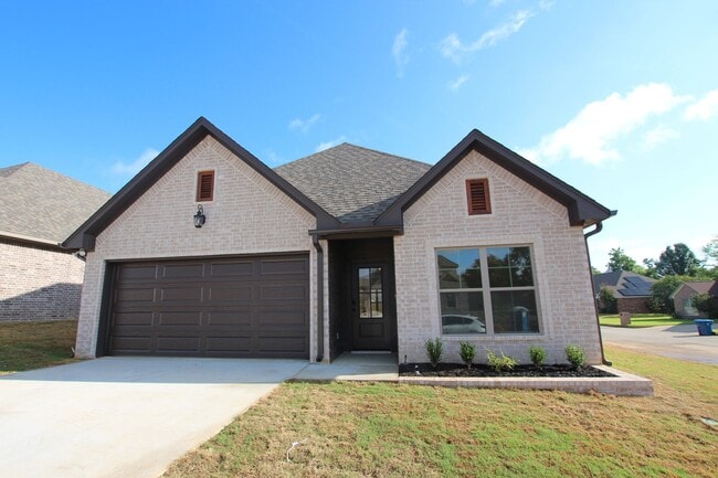 property at 828 Lindsey Ln
