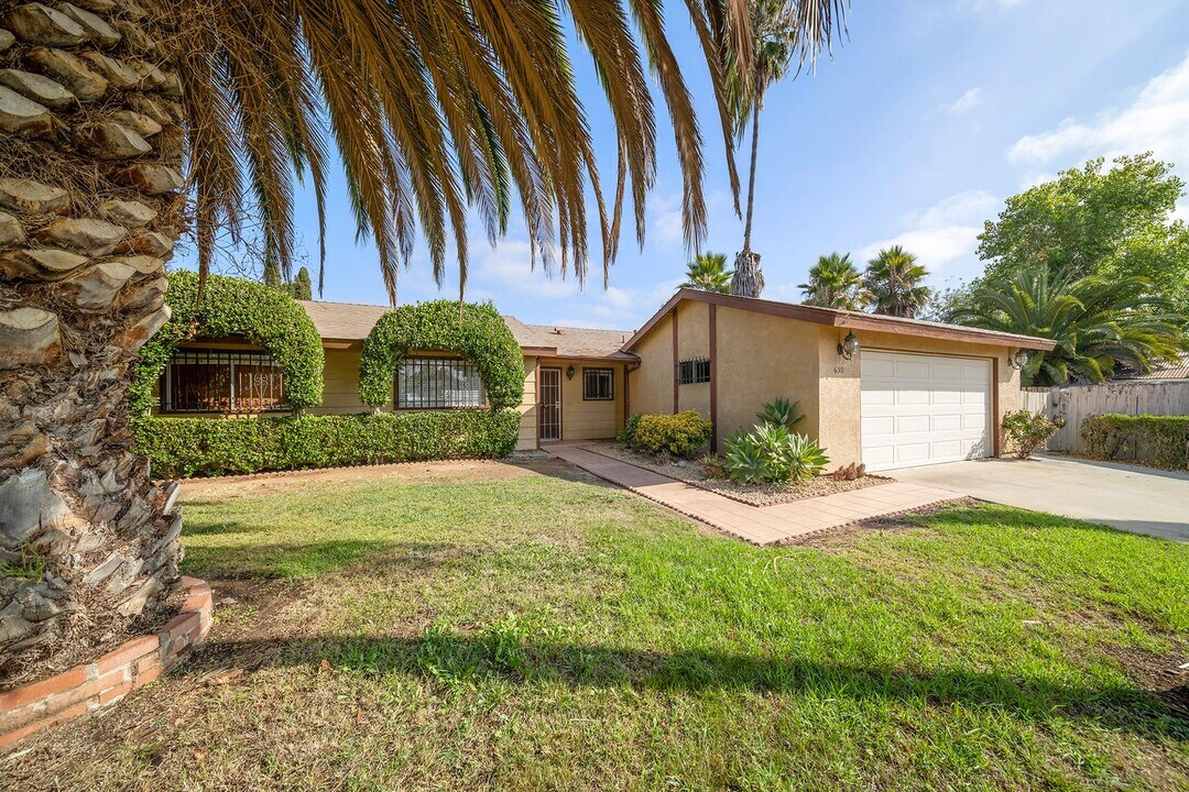 650 Wanda Ct in Escondido, CA - Building Photo