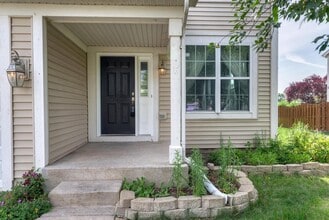 1012 Hamilton St in Shorewood, IL - Building Photo - Building Photo