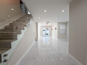 4832 NW 107th Pl in Doral, FL - Building Photo - Building Photo