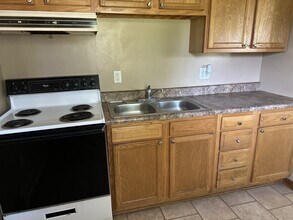 1688 Tabortown St in Terre Haute, IN - Building Photo - Building Photo