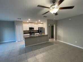 5016 Wild Senna Blvd in Tampa, FL - Building Photo - Building Photo