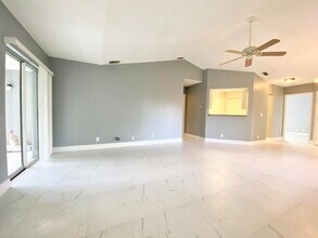 815 Boynton Beach Blvd in Boynton Beach, FL - Building Photo - Building Photo