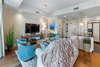 9115 Strada Pl in Naples, FL - Building Photo - Building Photo