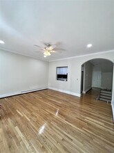 241 W 5th St, Unit 1 in Boston, MA - Building Photo - Building Photo