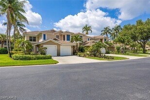 866 Carrick Bend Cir in Naples, FL - Building Photo