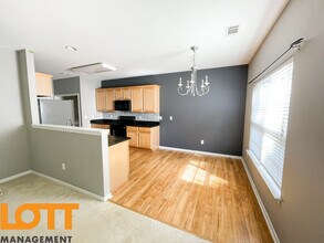 108 Pin Oak Ct in Easley, SC - Building Photo - Building Photo