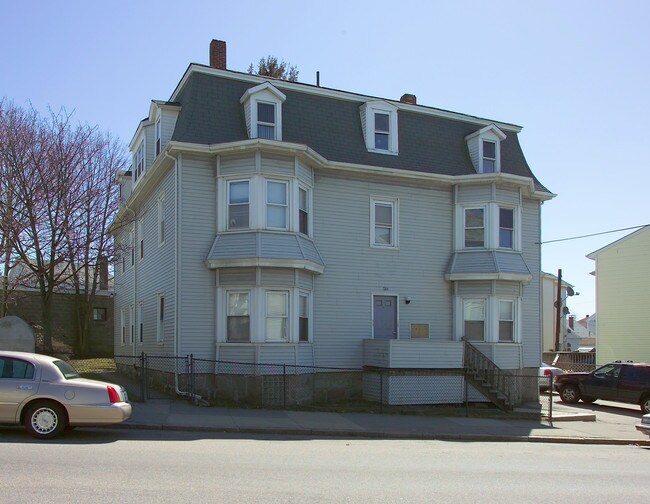 1266 S Main St in Fall River, MA - Building Photo - Building Photo