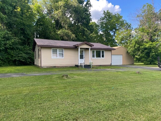 property at 1284 KY-80