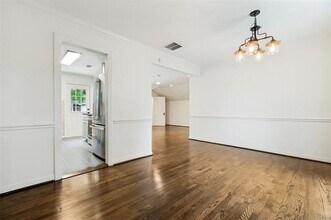 8811 Santa Clara Dr in Dallas, TX - Building Photo - Building Photo