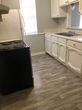 304 Loire Ave, Unit A-C in Lafayette, LA - Foto de edificio - Building Photo