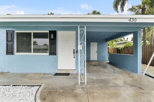 430 NE 49th St in Fort Lauderdale, FL - Building Photo