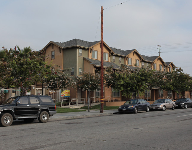 New Dana Strand Townhomes in Wilmington, CA - Building Photo - Building Photo