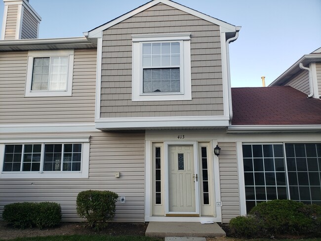 property at 413 Le Parc Cir