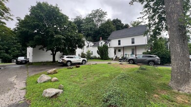 11 Sheridan Ave in Rochester, NH - Building Photo - Interior Photo