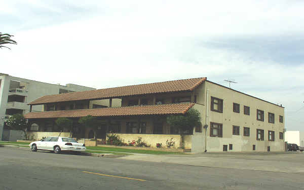 237 E 9th in Long Beach, CA - Building Photo - Building Photo