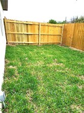 3704 N Robin Ave, Unit 2 in Pharr, TX - Building Photo - Building Photo