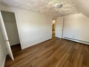 23 Kimberly Ave in West Haven, CT - Building Photo - Building Photo
