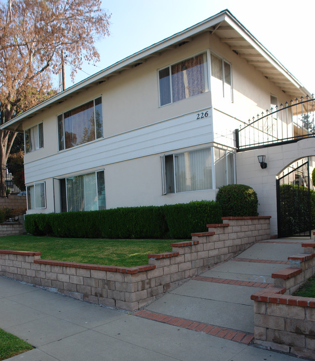 226 Fair Oaks Ave Apartments in South Pasadena, CA - Building Photo