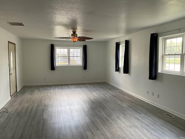 107 N Rufus St in New Haven, IN - Building Photo - Building Photo