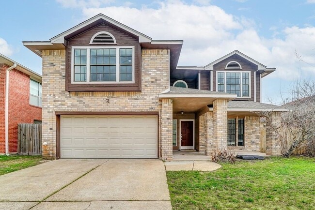 1916 Woodland Hills Dr