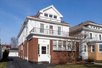 262 Sterling Ave in Buffalo, NY - Building Photo - Building Photo