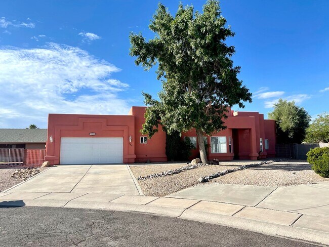 3046 Alicia Ln in Kingman, AZ - Foto de edificio - Building Photo