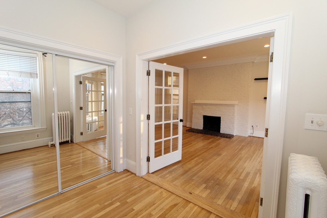 473 Beacon St in Boston, MA - Building Photo