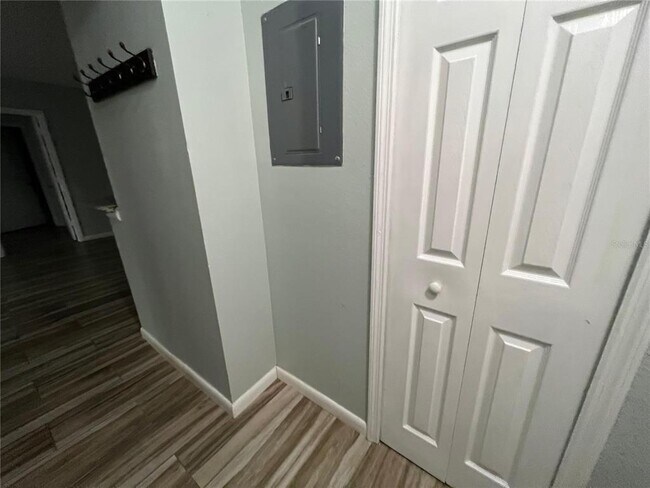 6596 Swissco Dr in Orlando, FL - Building Photo - Building Photo