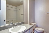 Hallmark at Timberlake Apartments photo'