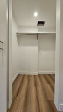 20514 Califa St in Los Angeles, CA - Building Photo - Building Photo