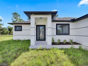 3419 8th St SW in Lehigh Acres, FL - Building Photo - Building Photo