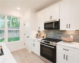 3389 Thurgood Ct in Snellville, GA - Building Photo - Building Photo