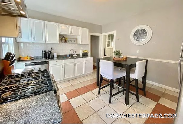 property at 9 Taft St
