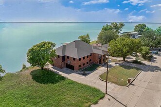 213 Scenic Dr in Heath, TX - Building Photo - Building Photo