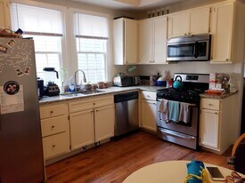 101 Bogard St in Charleston, SC - Building Photo