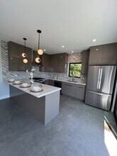 1863 Temple Hills Dr in Laguna Beach, CA - Building Photo - Building Photo