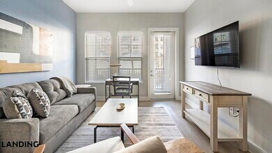 15401 Chenal Pkwy, Unit 4210 in Little Rock, AR - Building Photo - Building Photo