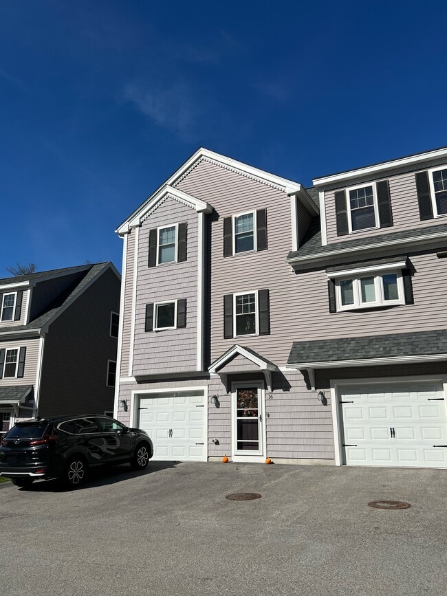 property at 16 Sugar Maple Ln