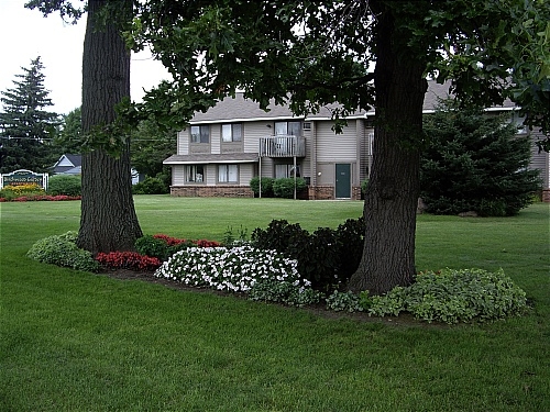 Birchwood Garden Apartments in Lowell, MI - Foto de edificio