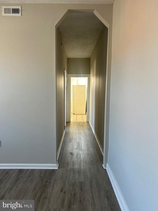 1413 W Baltimore St in Baltimore, MD - Building Photo