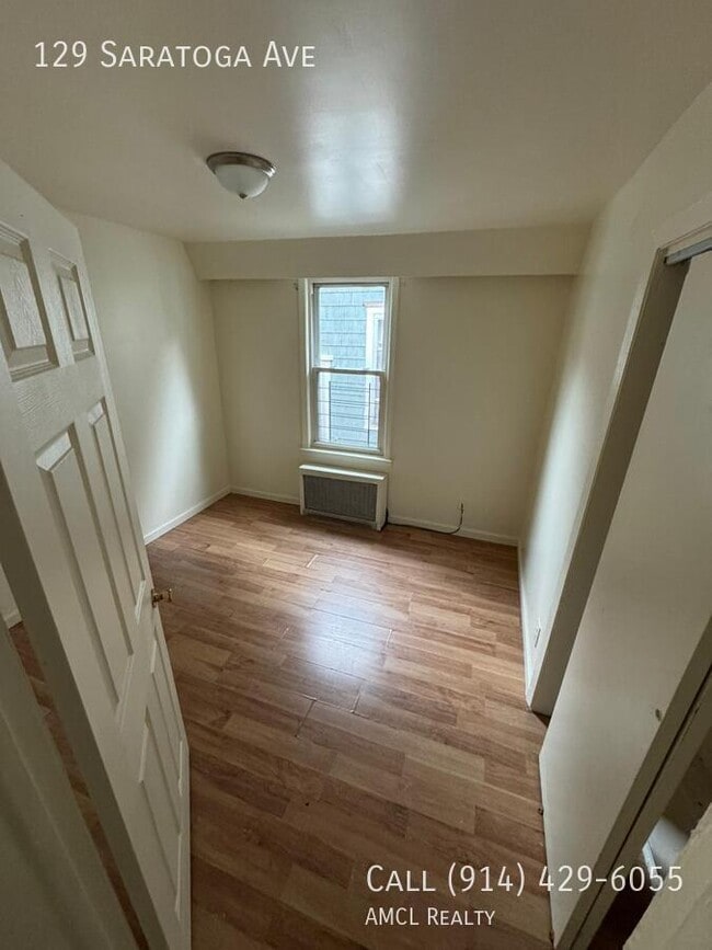 129 Saratoga Ave in Yonkers, NY - Building Photo - Building Photo
