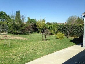 18649 Chase St in Northridge, CA - Building Photo - Building Photo