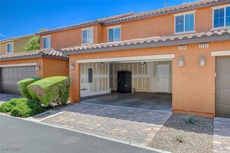 2334 Via Firenze in Henderson, NV - Building Photo - Building Photo