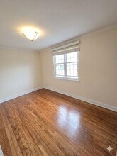 112 Darwin Ave in Rutherford, NJ - Building Photo - Building Photo